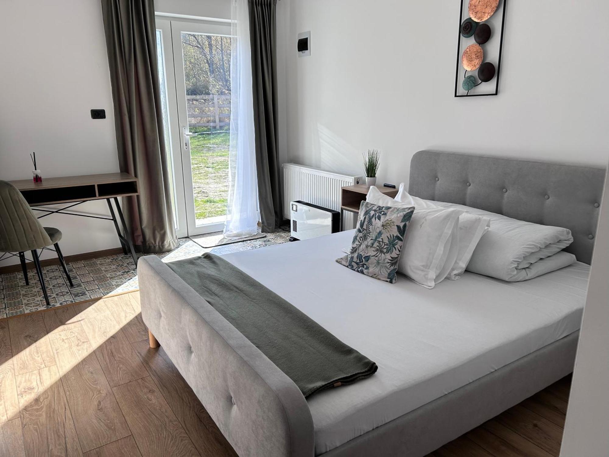 Hotel Casa Irinei Poiana Mărului Zewnętrze zdjęcie